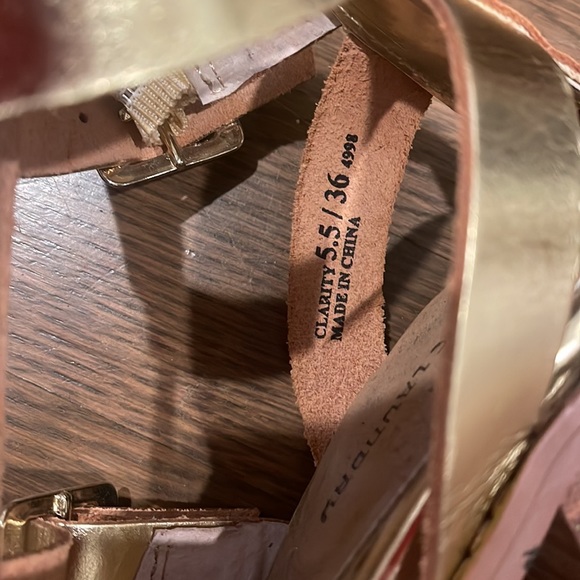 CHINESE LAUNDRY BLOCK HEEL GOLD GLADIATOR SANDAL (CLARITY) - Picture 6 of 7